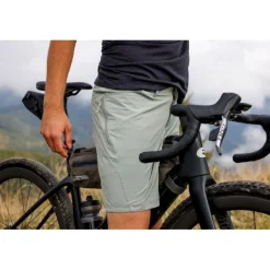 7mesh Farside Short 9