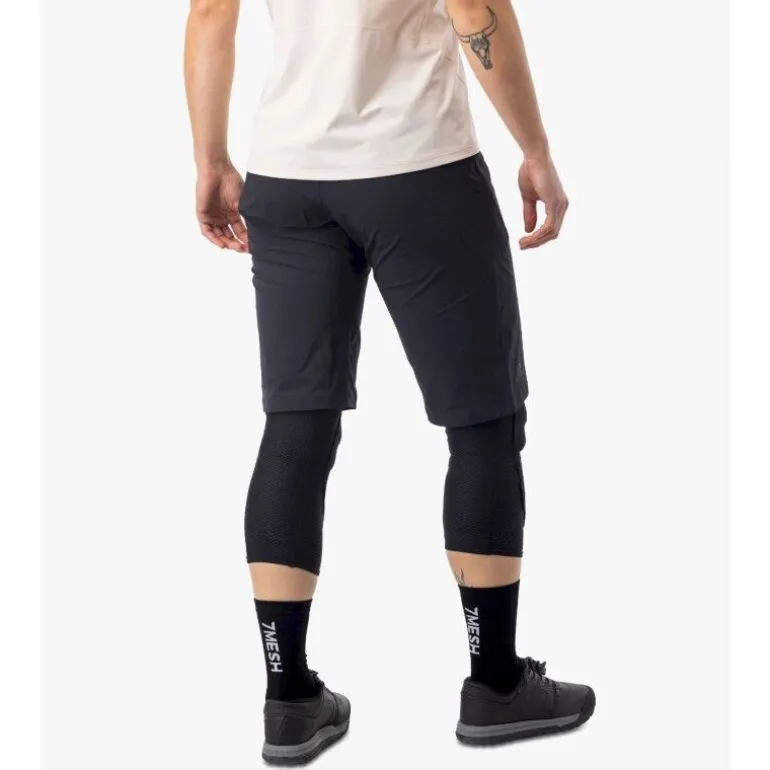 7mesh Glidepath Short 13